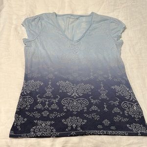 NWOT Calvin Klein Jeans top - Large - ombré blue burnout design - cap sleeves